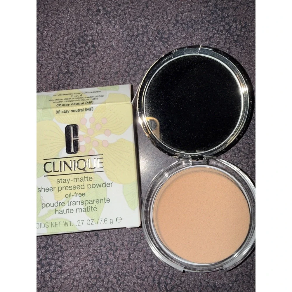 Clinique Stay-Matte Sheer Pressed Powder, 02 Stay Neutral (MF) Oil-Free, Full Sz